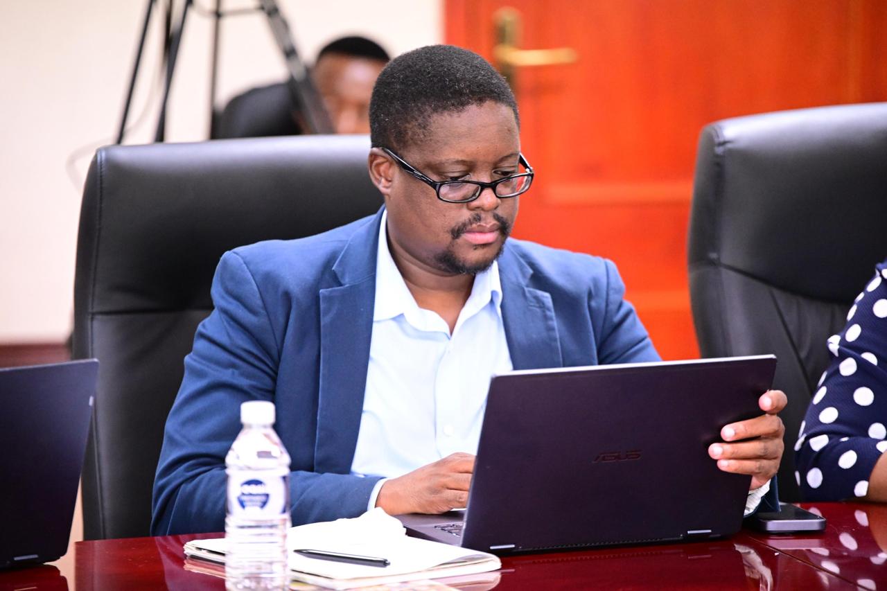 WhatsApp Image 2025-12-02 at 12.05.41 PM (4)